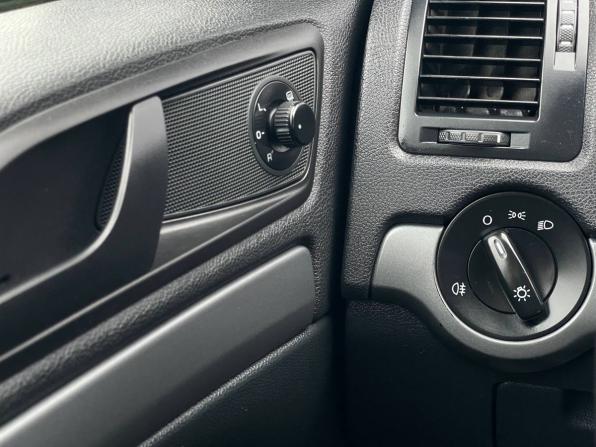 Skoda Octavia II (A5) Рестайлинг с пробегом 2011 года, цена 585 000 рублей, 265655 км, лифтбек, Автокод Объявления