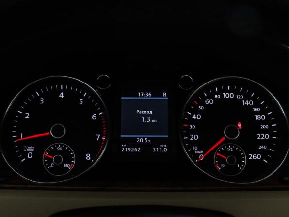 Volkswagen Passat B7 с пробегом 2012 года, цена 977 000 рублей, 219259 км, седан, Автокод Объявления