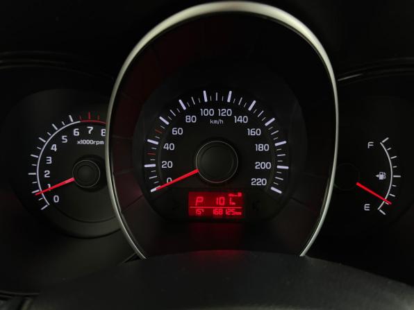 Kia Rio III Рестайлинг с пробегом 2015 года, цена 1 090 000 рублей, 168077 км, седан, Автокод Объявления