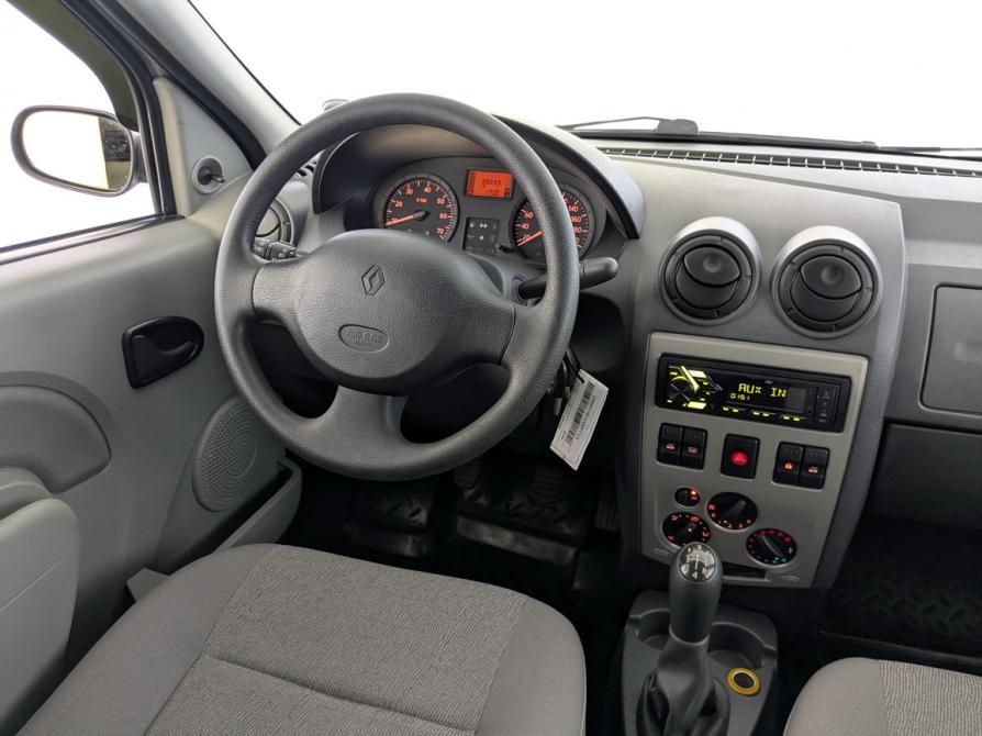 Renault Logan I Москва  - изображение 23