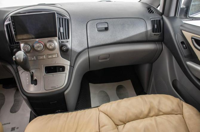 Hyundai Grand Starex I с пробегом 2008 года, цена 1 579 000 рублей, 360000 км, фургон, Автокод Объявления