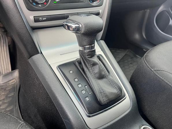 Skoda Octavia II (A5) Рестайлинг с пробегом 2012 года, цена 780 000 рублей, 143000 км, лифтбек, Автокод Объявления