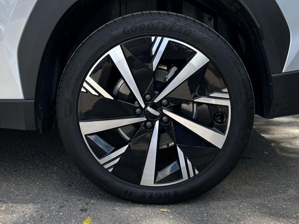 Geely Atlas II с пробегом 2024 года, цена 3 250 000 рублей, 13755 км, внедорожник, Автокод Объявления