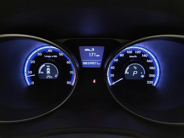 Hyundai ix35 I с пробегом 2010 года, цена 920 000 рублей, 249570 км, внедорожник, Автокод Объявления