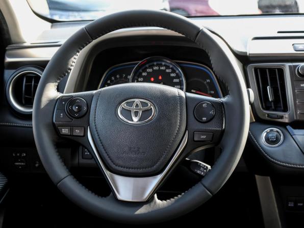 Toyota RAV4 IV (XA40) с пробегом 2014 года, цена 2 298 000 рублей, 83326 км, внедорожник, Автокод Объявления