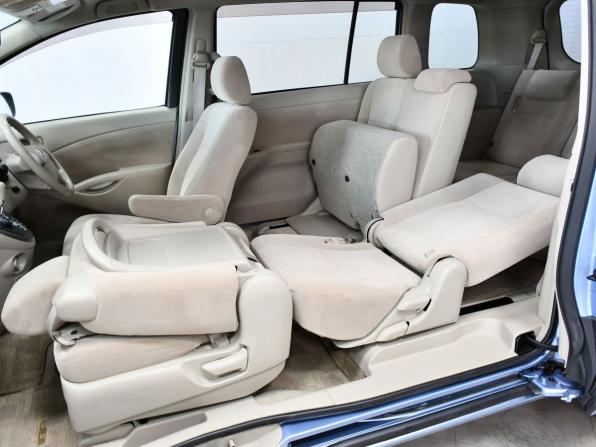 Toyota ISis I Рестайлинг с пробегом 2009 года, цена 1 137 000 рублей, 218137 км, компактвэн, Автокод Объявления