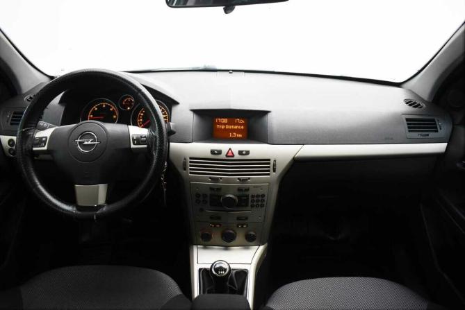 Opel Astra H Рестайлинг с пробегом 2009 года, цена 580 000 рублей, 284470 км, универсал, Автокод Объявления