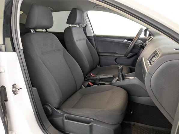 Volkswagen Jetta VI Рестайлинг с пробегом 2015 года, цена 1 116 000 рублей, 104984 км, седан, Автокод Объявления