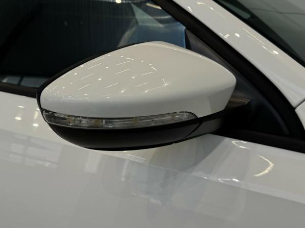 Volkswagen Jetta VI Рестайлинг с пробегом 2015 года, цена 1 110 000 рублей, 139000 км, седан, Автокод Объявления