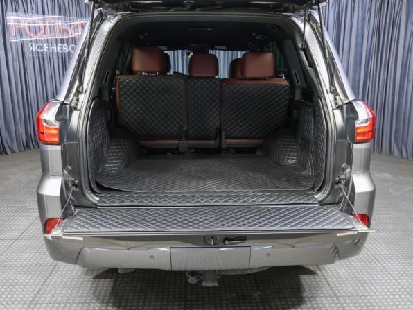 Lexus LX III Рестайлинг 2 с пробегом 2019 года, цена 8 300 000 рублей, 137681 км, внедорожник, Автокод Объявления
