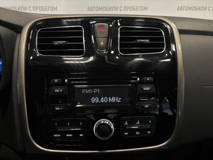 Renault Sandero II Санкт-Петербург  - изображение 20