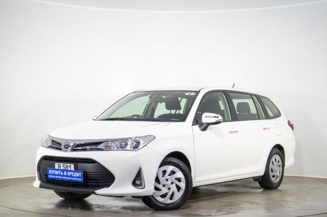 Toyota Corolla XI (E160 E170) Рестайлинг 2 с пробегом 2018 года, цена 1 499 000 рублей, 82000 км, универсал, Автокод Объявления