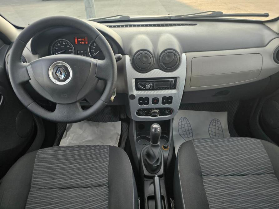 Renault Sandero I Тюмень  - изображение 14