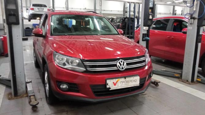 Volkswagen Tiguan I Рестайлинг с пробегом 2014 года, цена 980 000 рублей, 180843 км, внедорожник, Автокод Объявления