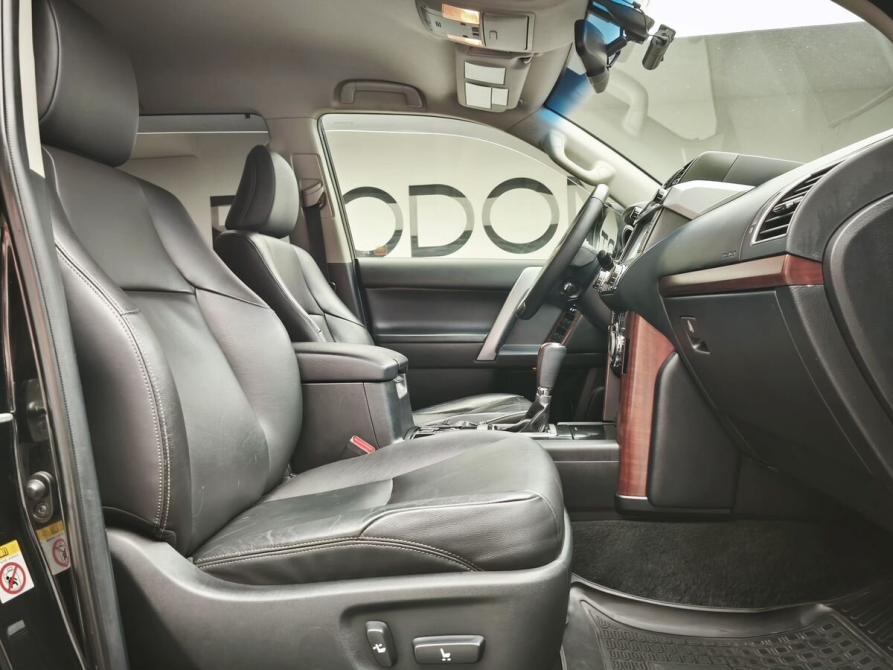 Toyota Land Cruiser Prado 150 Series Рестайлинг 1 Москва  - изображение 9