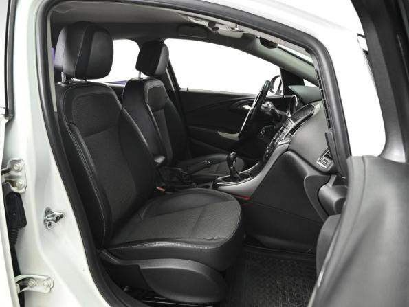 Opel Astra J с пробегом 2012 года, цена 749 000 рублей, 211244 км, хэтчбек, Автокод Объявления