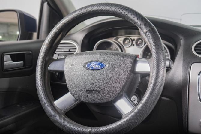 Ford Focus II Рестайлинг с пробегом 2009 года, цена 589 000 рублей, 289000 км, хэтчбек, Автокод Объявления