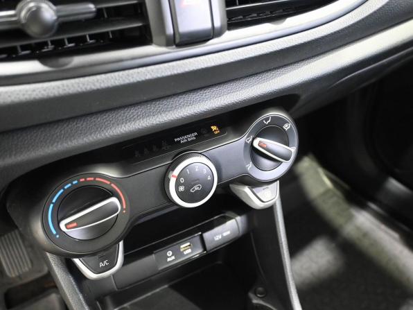 Kia Picanto III с пробегом 2017 года, цена 1 199 900 рублей, 172734 км, хэтчбек, Автокод Объявления
