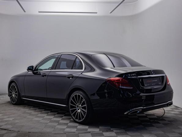 Mercedes-Benz E-Класс V (W213 S213 C238) с пробегом 2016 года, цена 2 638 000 рублей, 111731 км, седан, Автокод Объявления