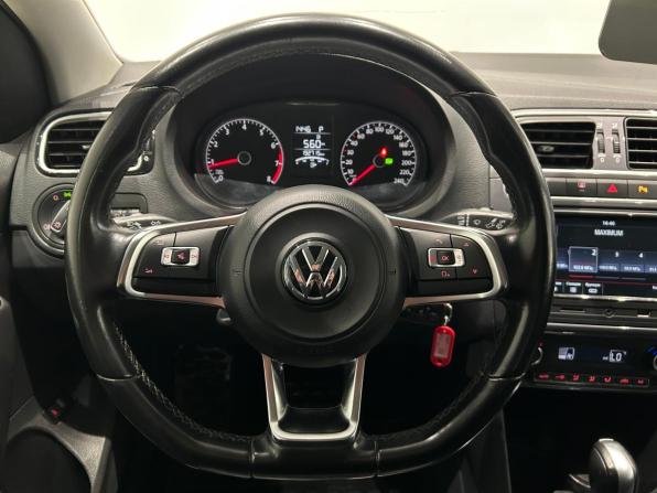 Volkswagen Polo V Рестайлинг с пробегом 2019 года, цена 999 000 рублей, 192000 км, седан, Автокод Объявления