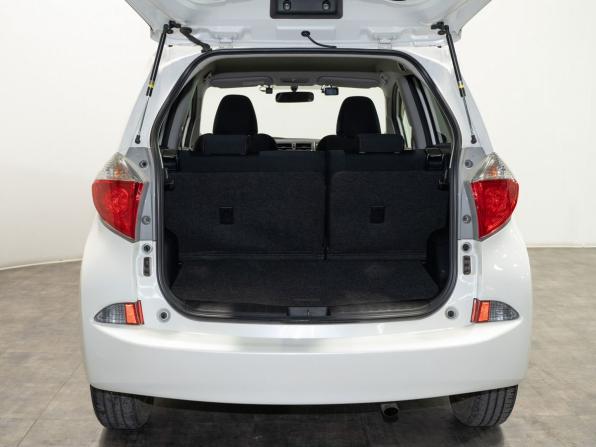Toyota Ractis II с пробегом 2010 года, цена 1 080 000 рублей, 141249 км, хэтчбек, Автокод Объявления