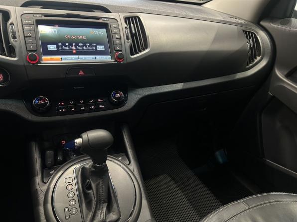 Kia Sportage III с пробегом 2013 года, цена 1 005 000 рублей, 248000 км, внедорожник, Автокод Объявления
