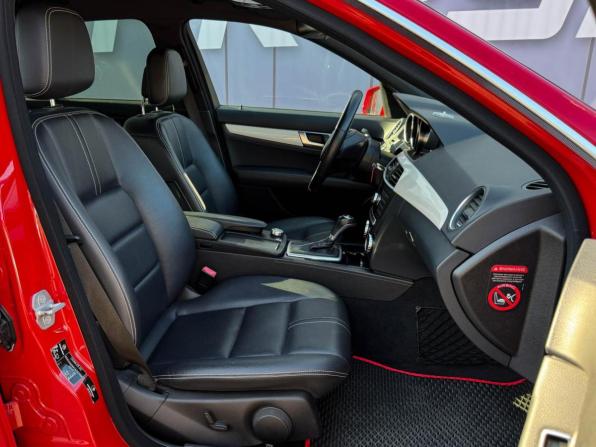 Mercedes-Benz C-Класс III (W204) Рестайлинг с пробегом 2012 года, цена 1 199 000 рублей, 152763 км, седан, Автокод Объявления