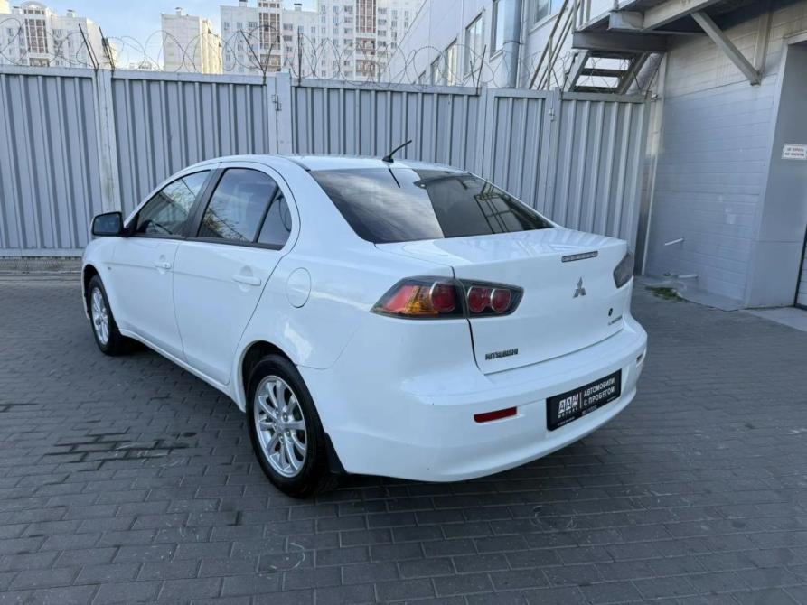 Mitsubishi Lancer X Рестайлинг Ростов-на-Дону  - изображение 4