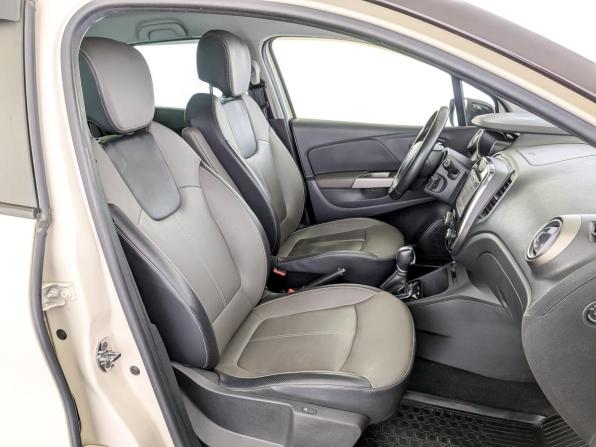 Renault Kaptur I с пробегом 2018 года, цена 1 550 000 рублей, 106032 км, внедорожник, Автокод Объявления