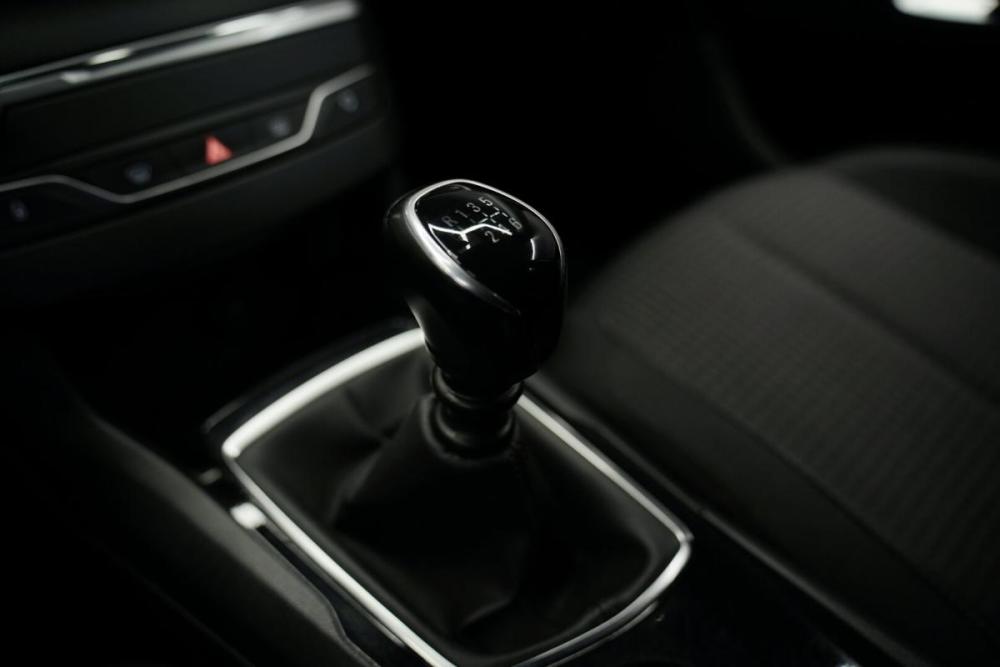 Peugeot 308 II Рестайлинг Крым  - изображение 16