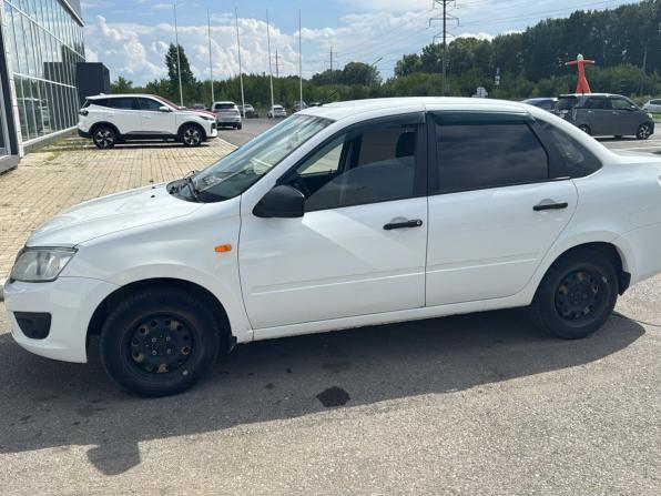 Lada (ВАЗ) Granta I с пробегом 2016 года, цена 270 000 рублей, 175490 км, седан, Автокод Объявления