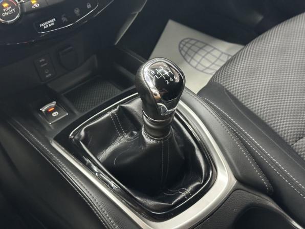 Nissan Qashqai II с пробегом 2016 года, цена 1 799 000 рублей, 98620 км, внедорожник, Автокод Объявления