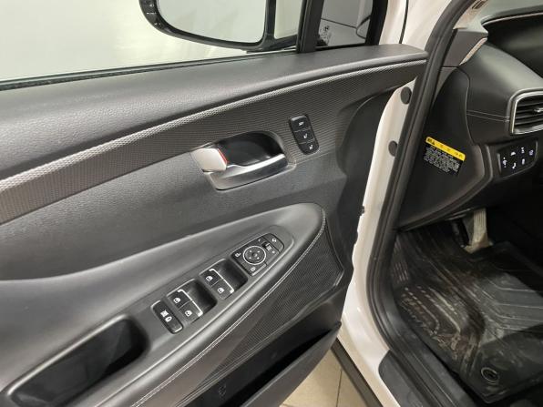 Hyundai Santa Fe IV с пробегом 2018 года, цена 3 500 000 рублей, 75719 км, внедорожник, Автокод Объявления