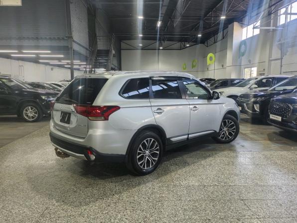 Mitsubishi Outlander III Рестайлинг 2 с пробегом 2017 года, цена 1 649 000 рублей, 152700 км, внедорожник, Автокод Объявления