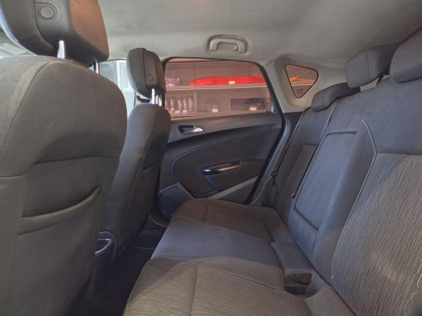 Opel Astra J Рестайлинг с пробегом 2012 года, цена 580 000 рублей, 268000 км, хэтчбек, Автокод Объявления