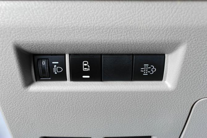 Toyota HiAce H300 с пробегом 2021 года, цена 5 149 000 рублей, 151000 км, минивэн, Автокод Объявления