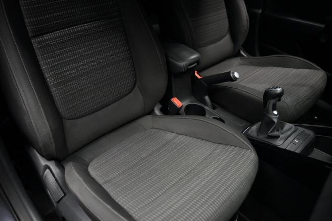 Kia Stonic I с пробегом 2018 года, цена 1 950 000 рублей, 104600 км, внедорожник, Автокод Объявления