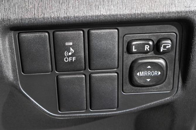 Toyota Prius III Рестайлинг (XW30) с пробегом 2014 года, цена 1 199 000 рублей, 149000 км, лифтбек, Автокод Объявления