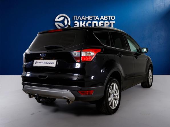 Ford Kuga II Рестайлинг с пробегом 2019 года, цена 1 600 000 рублей, 155550 км, внедорожник, Автокод Объявления