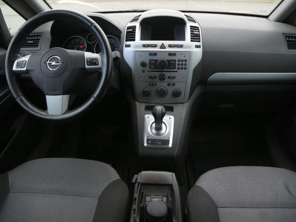 Opel Zafira B Рестайлинг с пробегом 2013 года, цена 452 000 рублей, 288000 км, компактвэн, Автокод Объявления