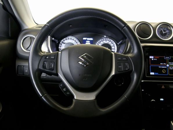 Suzuki Vitara II Рестайлинг с пробегом 2020 года, цена 1 890 000 рублей, 173000 км, внедорожник, Автокод Объявления