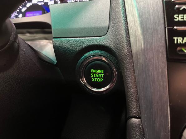 Toyota Camry VII (XV50) с пробегом 2011 года, цена 1 374 000 рублей, 283272 км, седан, Автокод Объявления