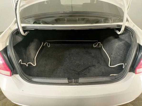 Volkswagen Polo V с пробегом 2012 года, цена 585 000 рублей, 240000 км, седан, Автокод Объявления