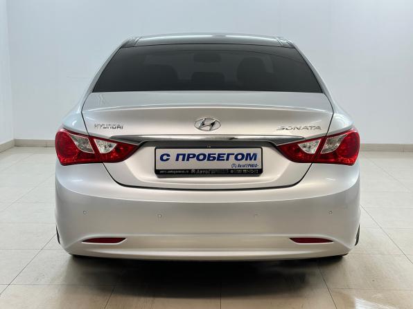 Hyundai Sonata VI (YF) с пробегом 2011 года, цена 1 170 000 рублей, 204261 км, седан, Автокод Объявления