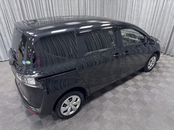 Toyota Sienta II Рестайлинг с пробегом 2020 года, цена 1 450 000 рублей, 148197 км, компактвэн, Автокод Объявления