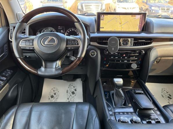 Lexus LX III Рестайлинг 2 с пробегом 2016 года, цена 5 980 000 рублей, 229500 км, внедорожник, Автокод Объявления