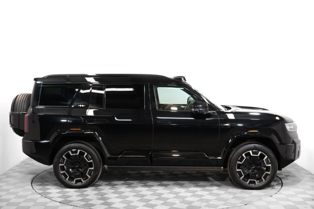 BYD FangChengBao Leopard 8 Москва  - изображение 4