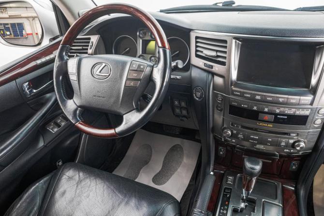 Lexus LX III с пробегом 2011 года, цена 3 849 000 рублей, 255000 км, внедорожник, Автокод Объявления