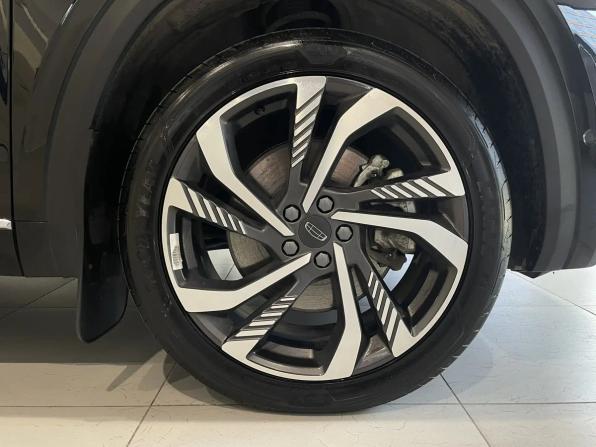 Geely Monjaro I с пробегом 2023 года, цена 3 205 000 рублей, 35973 км, внедорожник, Автокод Объявления