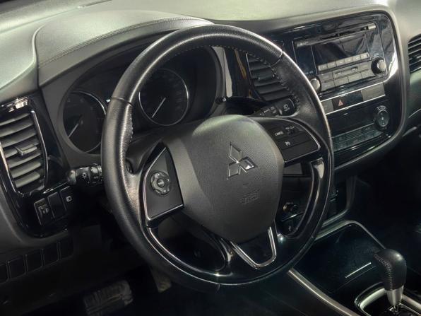 Mitsubishi Outlander III Рестайлинг 3 с пробегом 2019 года, цена 1 550 000 рублей, 153298 км, внедорожник, Автокод Объявления